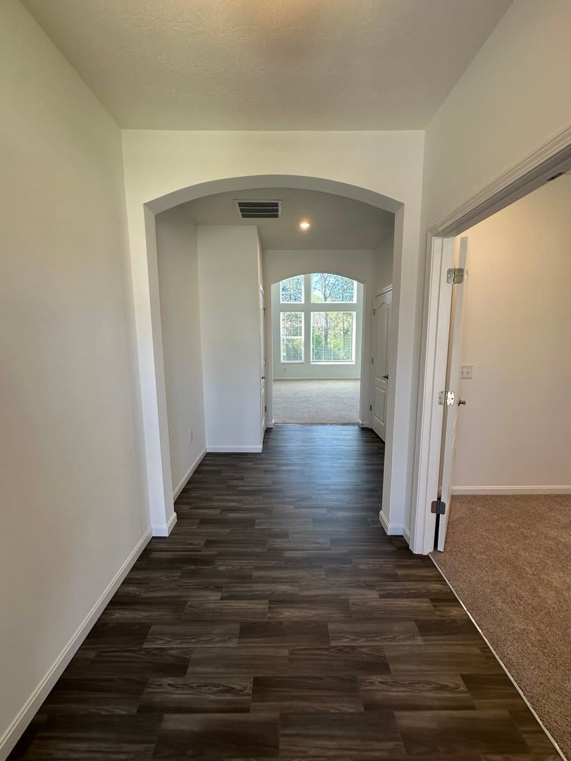 Home in Vista Hills for Rent! – photo 2