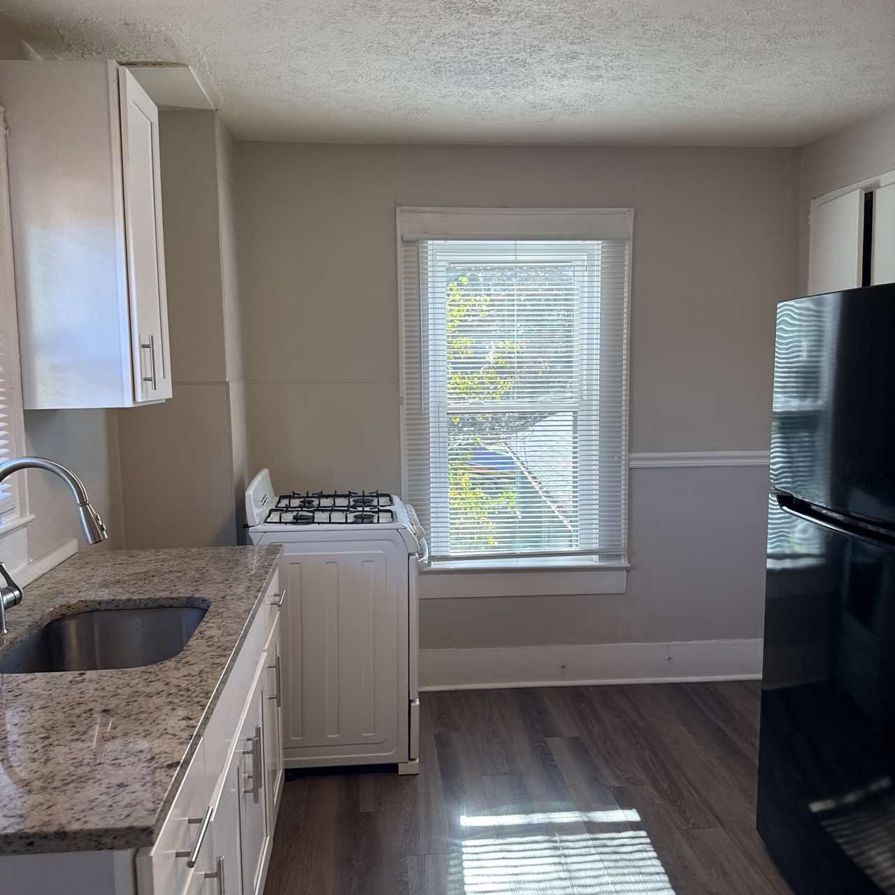501 South Sterling Street – photo 3