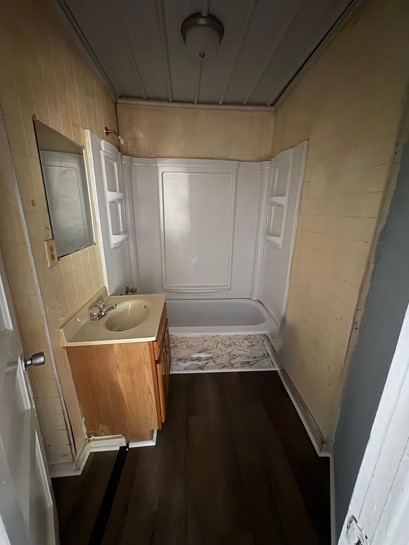 Your Next Home Awaits 2 Bed 1 5 Bath – photo 5