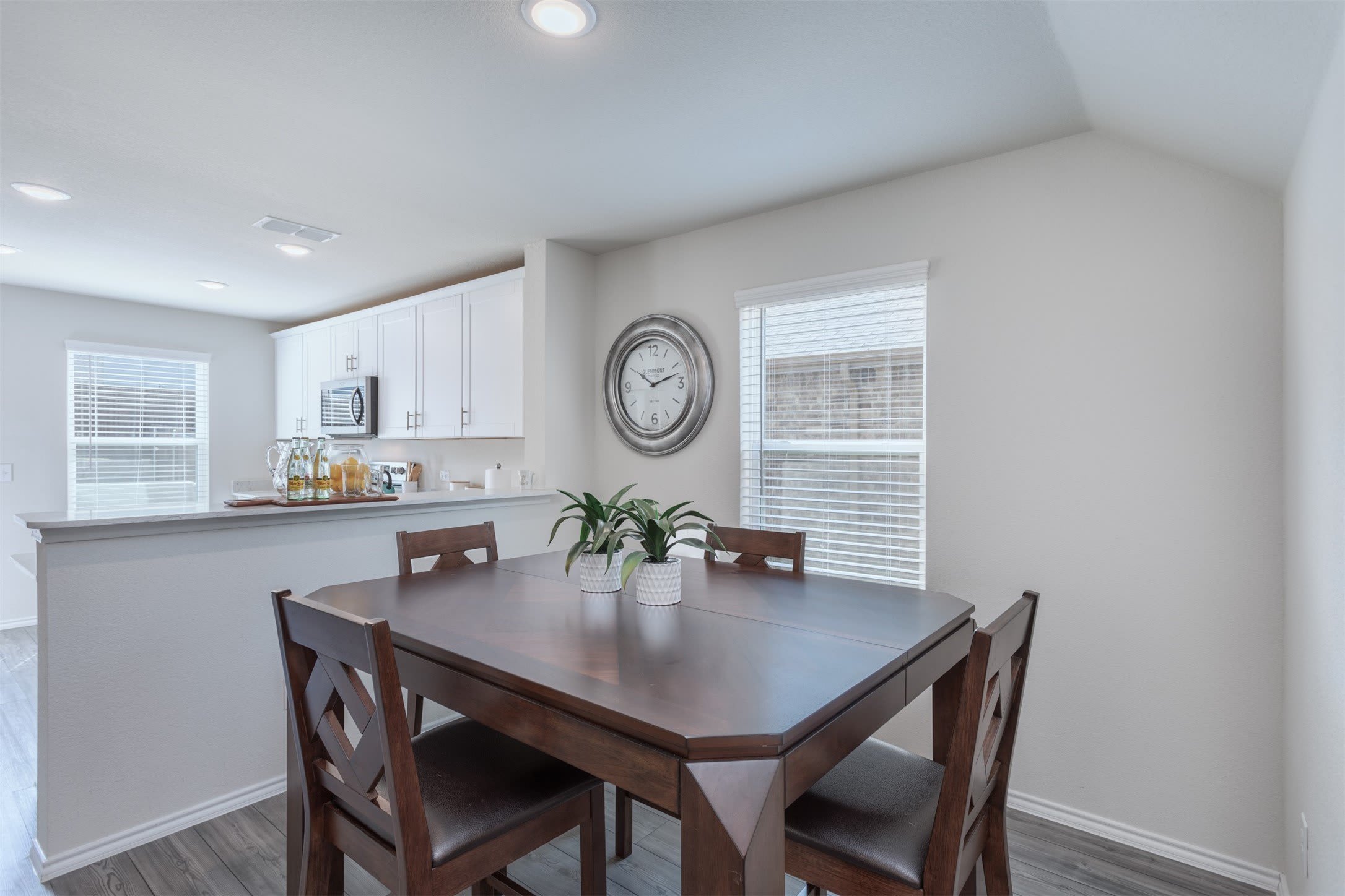 859 Table Rock Street – photo 3