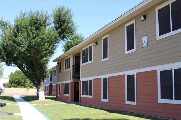 5635 West Cesar E. Chavez Blvd. – photo 2