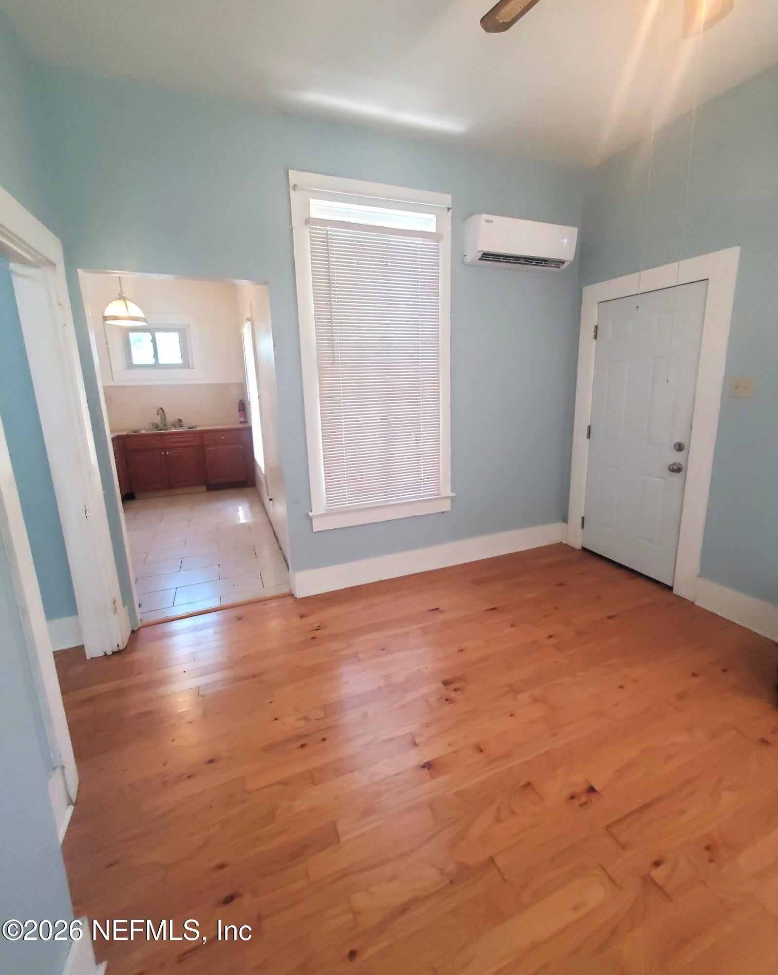 34 W 4Th Street – photo 3