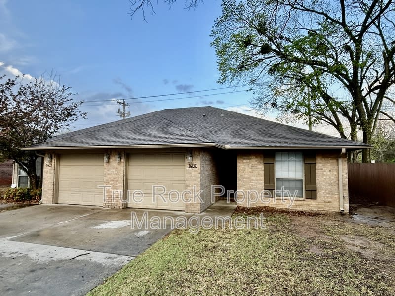 1400 South Mississippi Avenue – photo 1