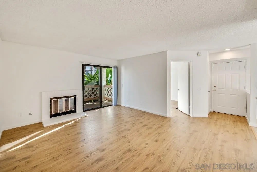 9489 Fairgrove Ln – photo 5
