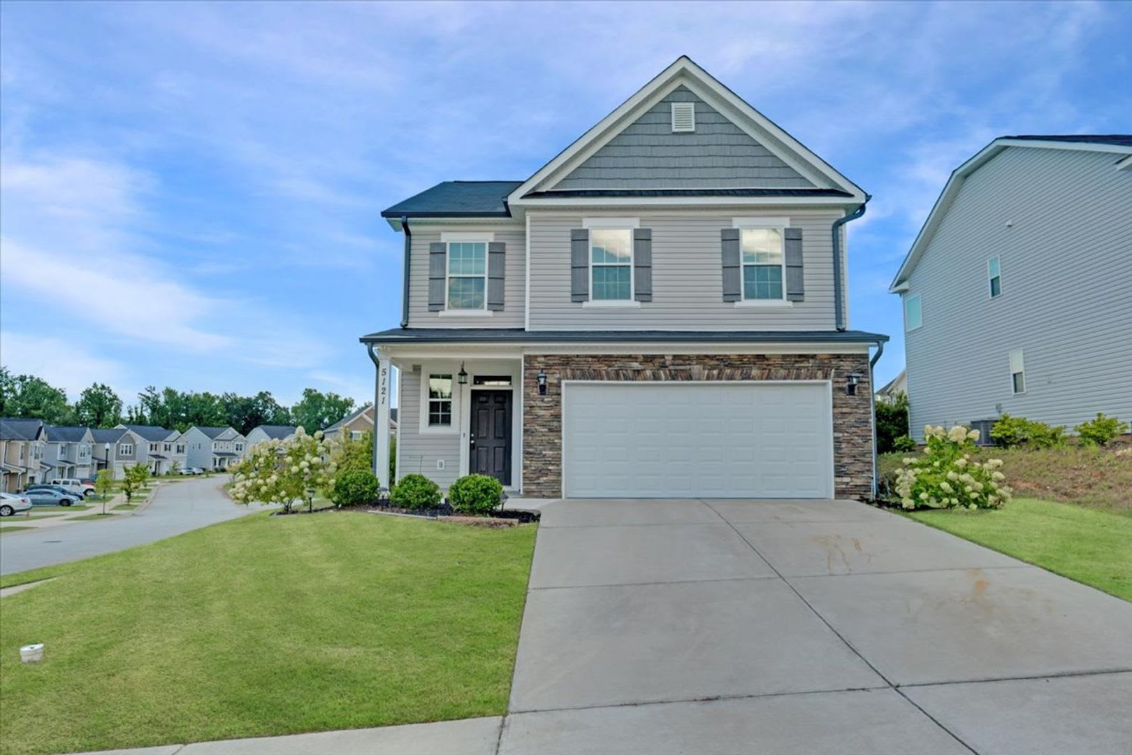 MOVE IN READY – photo 1