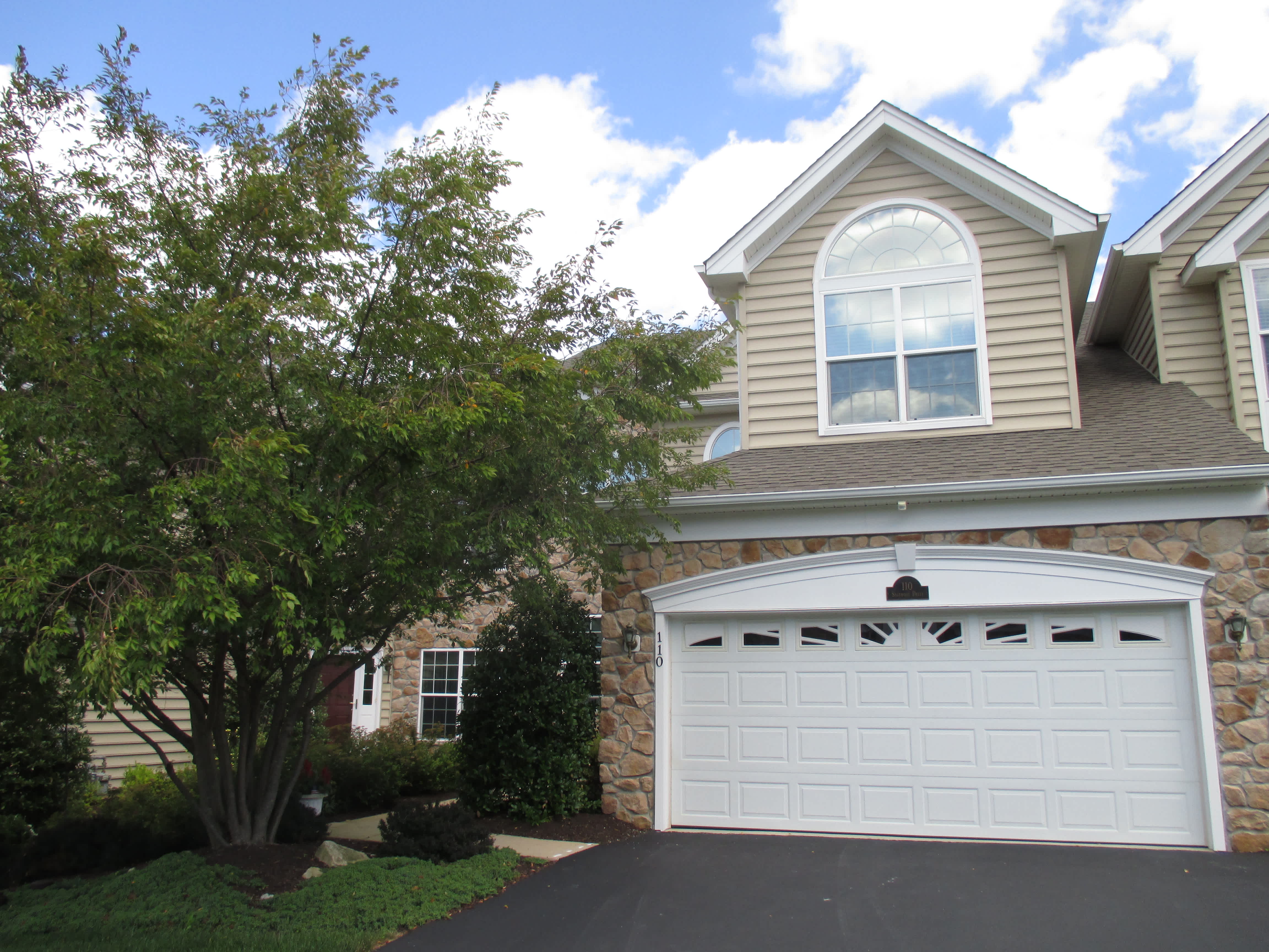 110 Sagewood Dr – photo 1