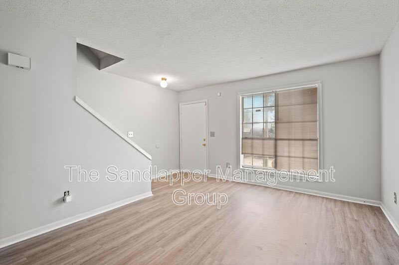 3616 Peppertree Lane – photo 2
