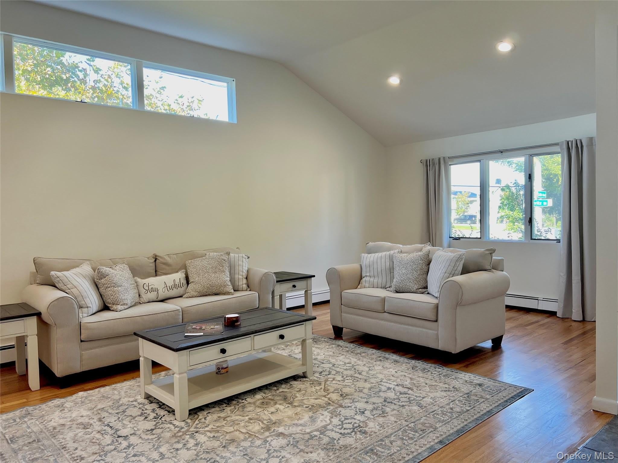 2 Biarritz Street – photo 4