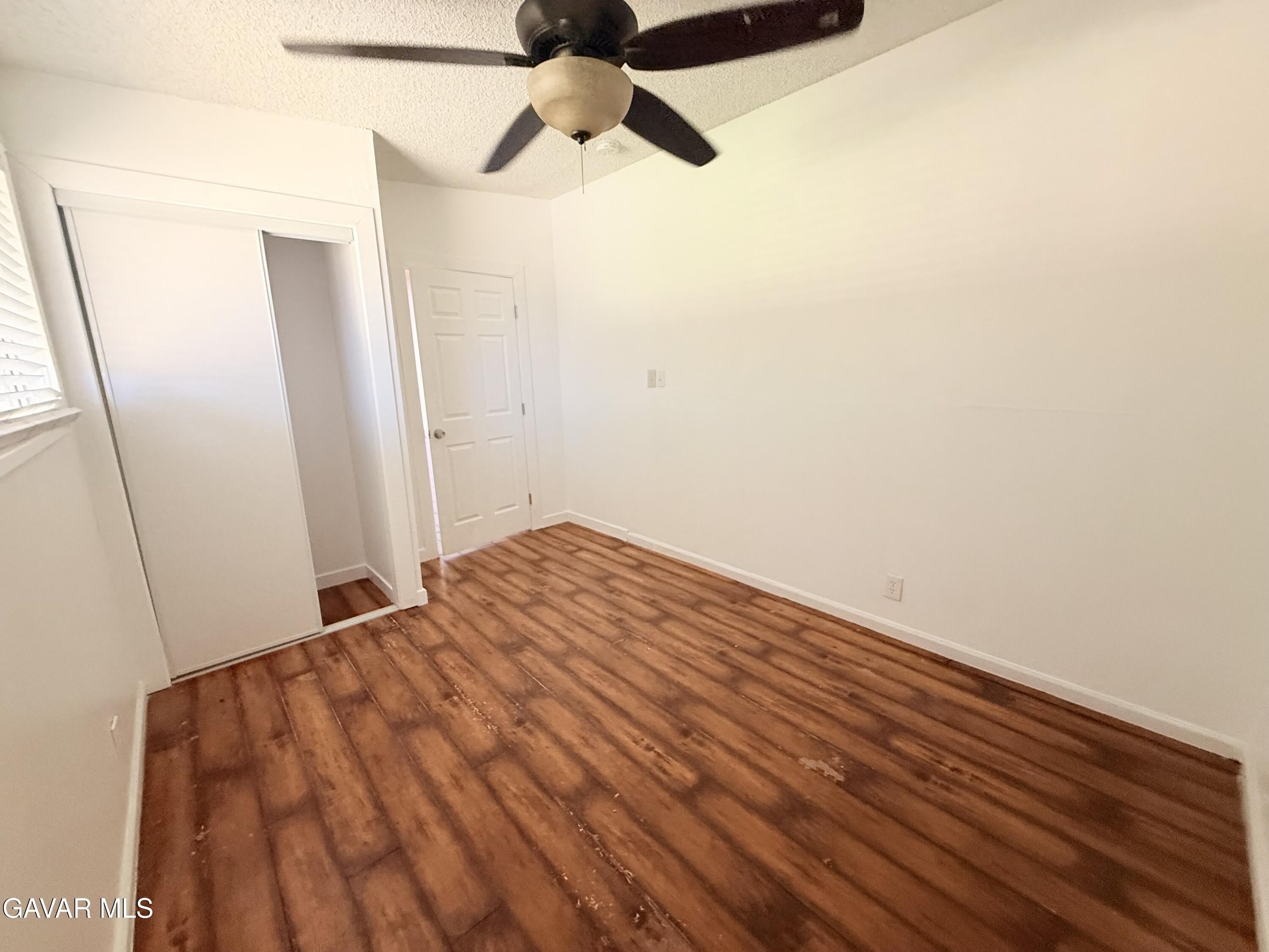 45503 Genoa Avenue – photo 5