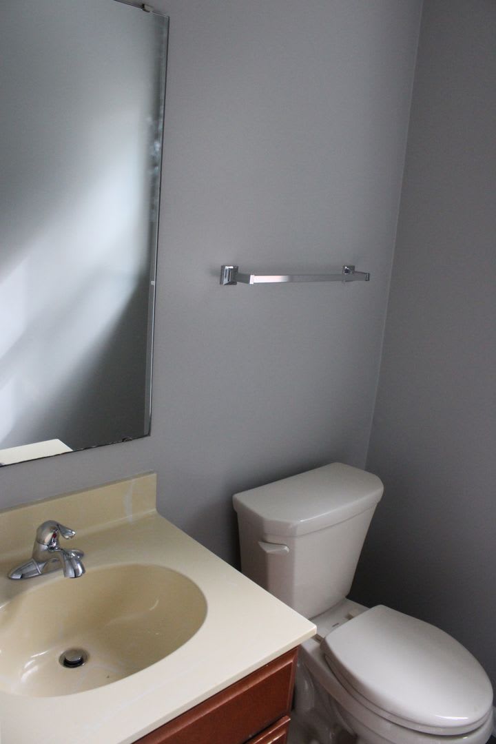 Two Bedroom Townhome with Attached Garage – photo 5