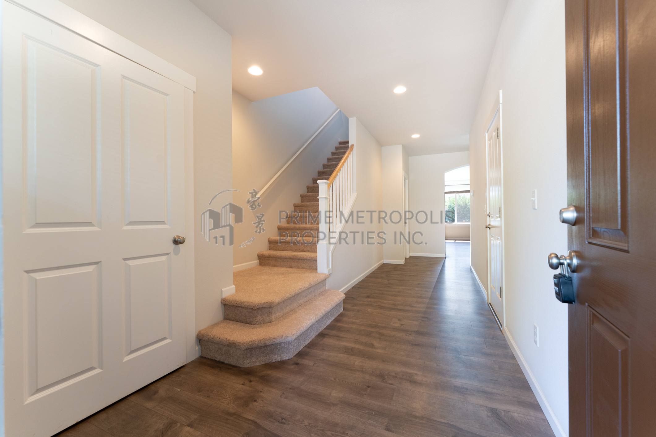 9648 15th Street Southeast – photo 2