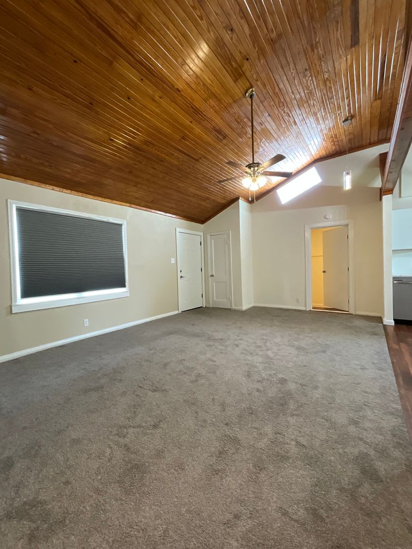 1307 Aaron Avenue – photo 5