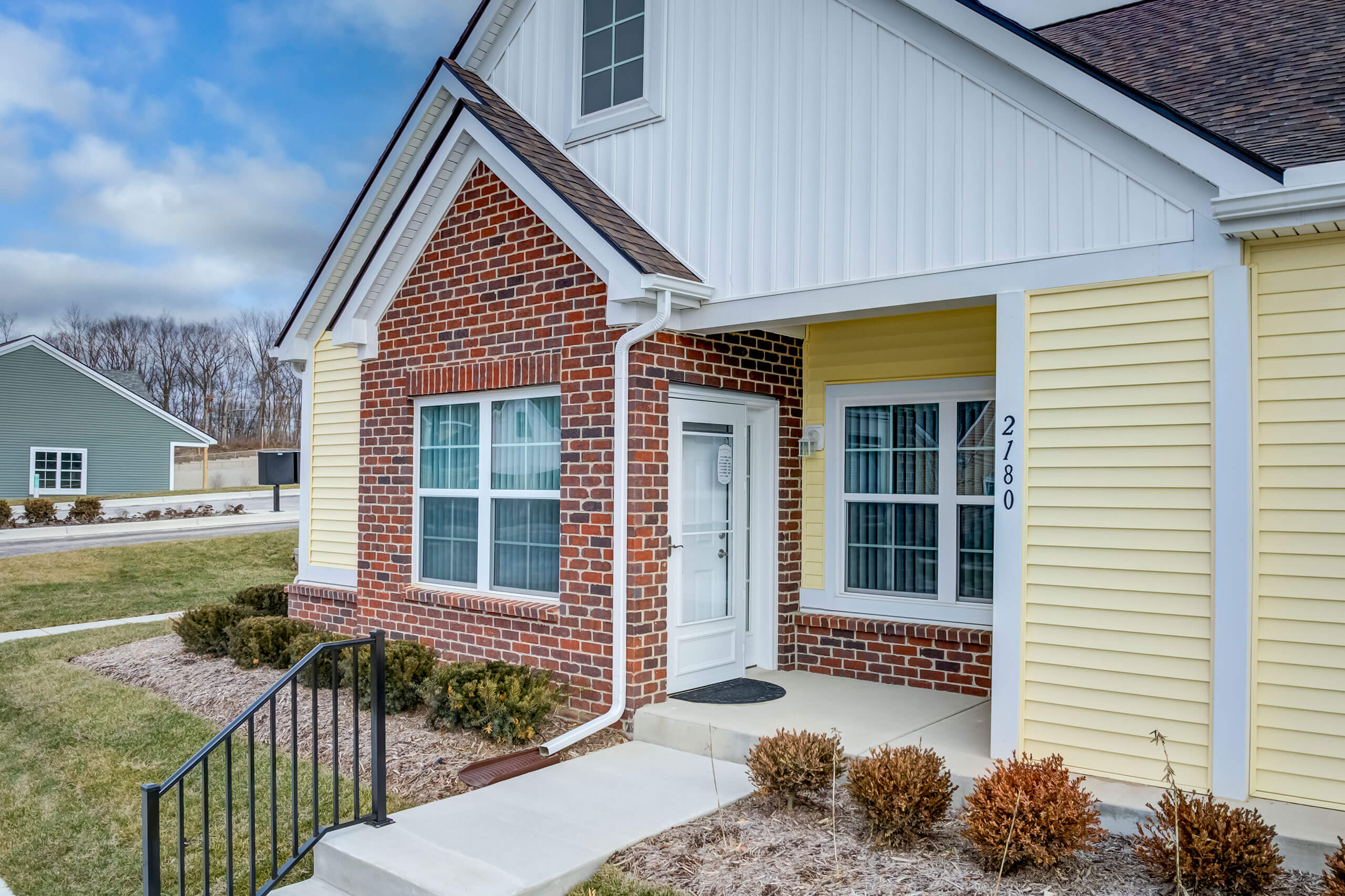 1615 Town Commons Drive – photo 2