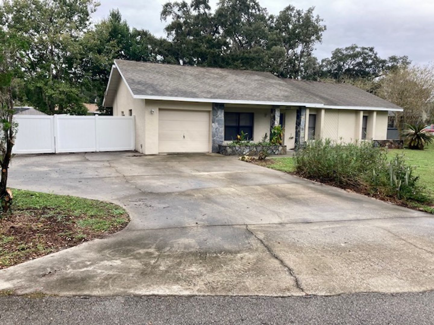 3/2 Home with Fenced-in Yard! – photo 4
