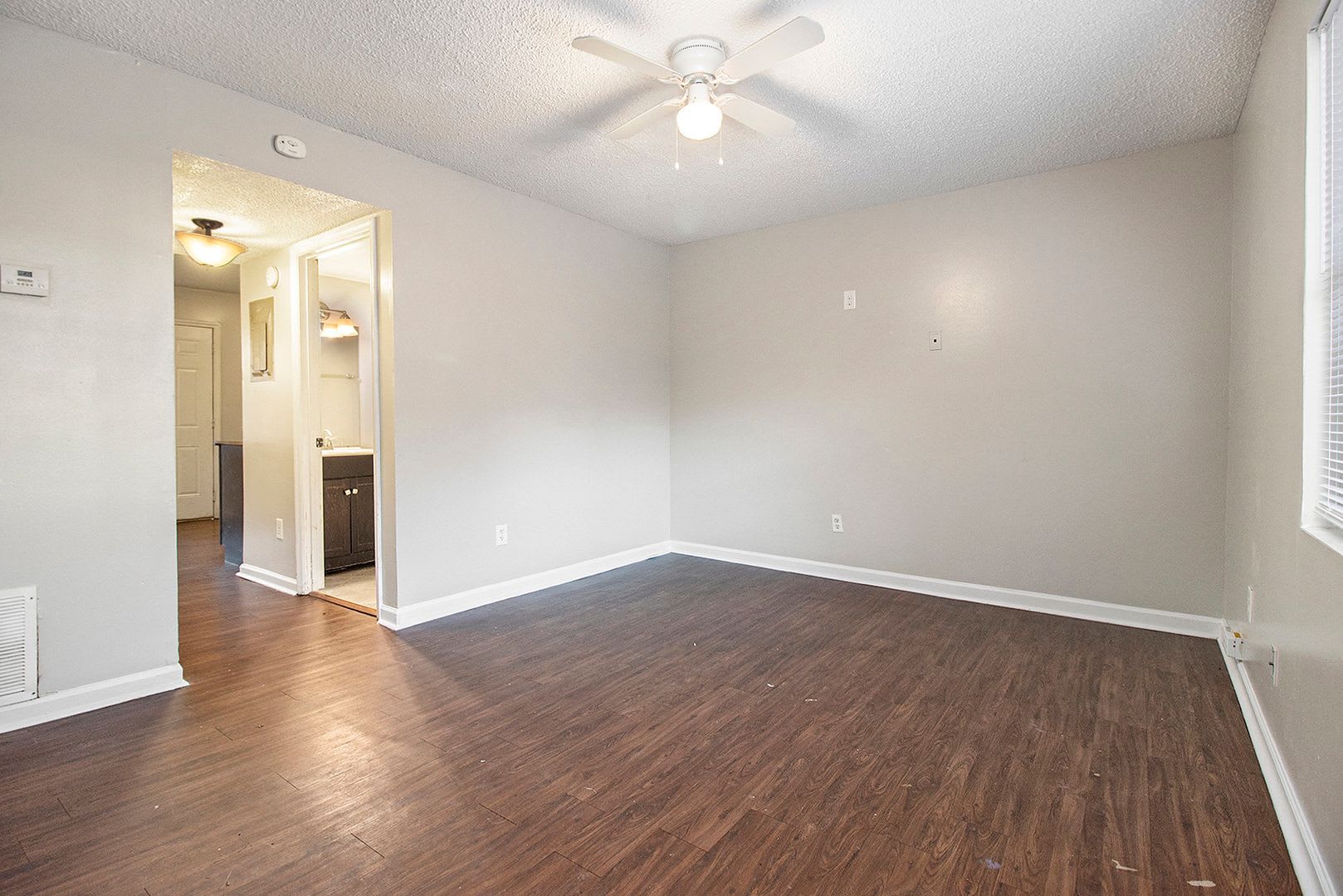3 Bedroom 2 Bath Duplex Near The Beltline – photo 2
