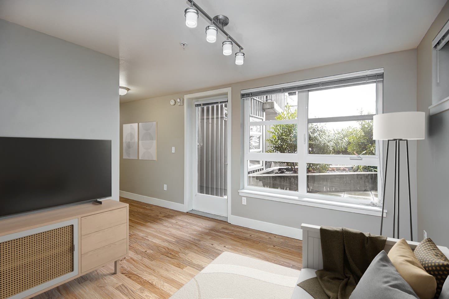 1611 on Lake Union – photo 4