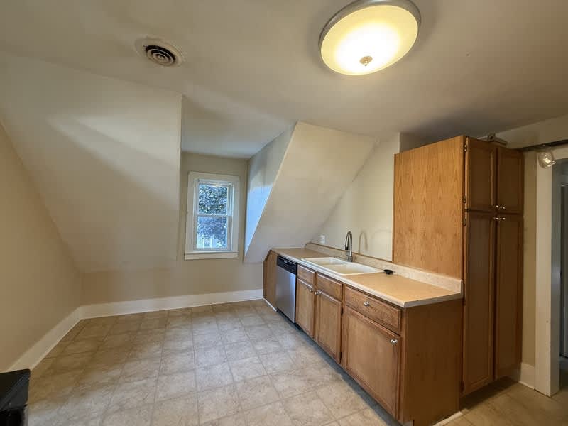 904 Swift Avenue – photo 5