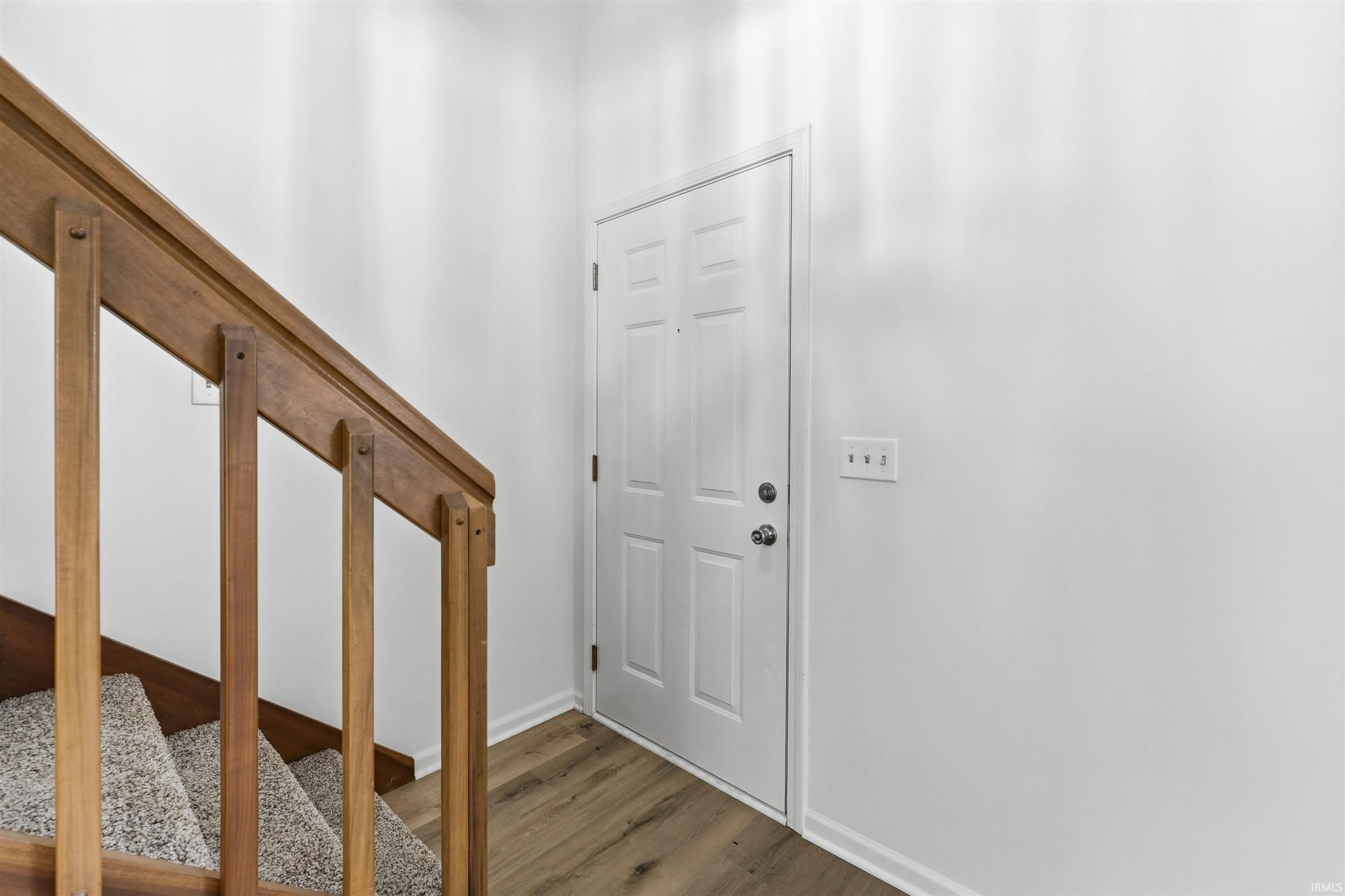 11709 Leo Road – photo 3