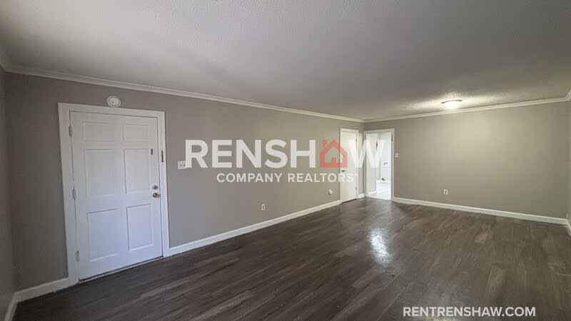 3247 Thirteen Colony Mall 3a – photo 3