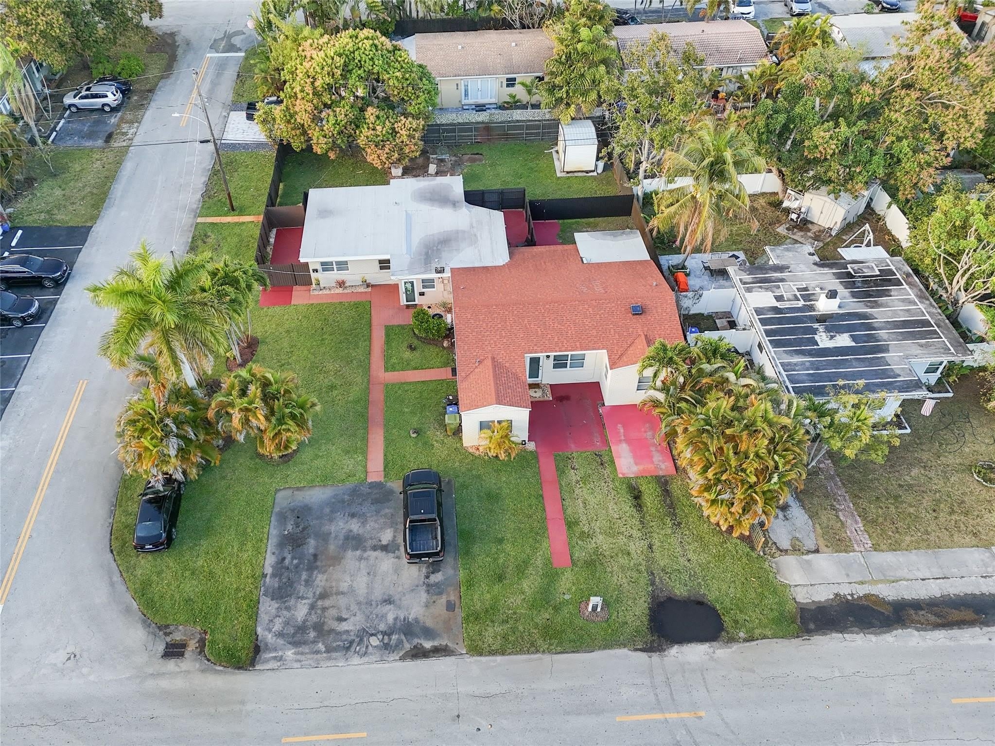 707 NE 15th Street – photo 1