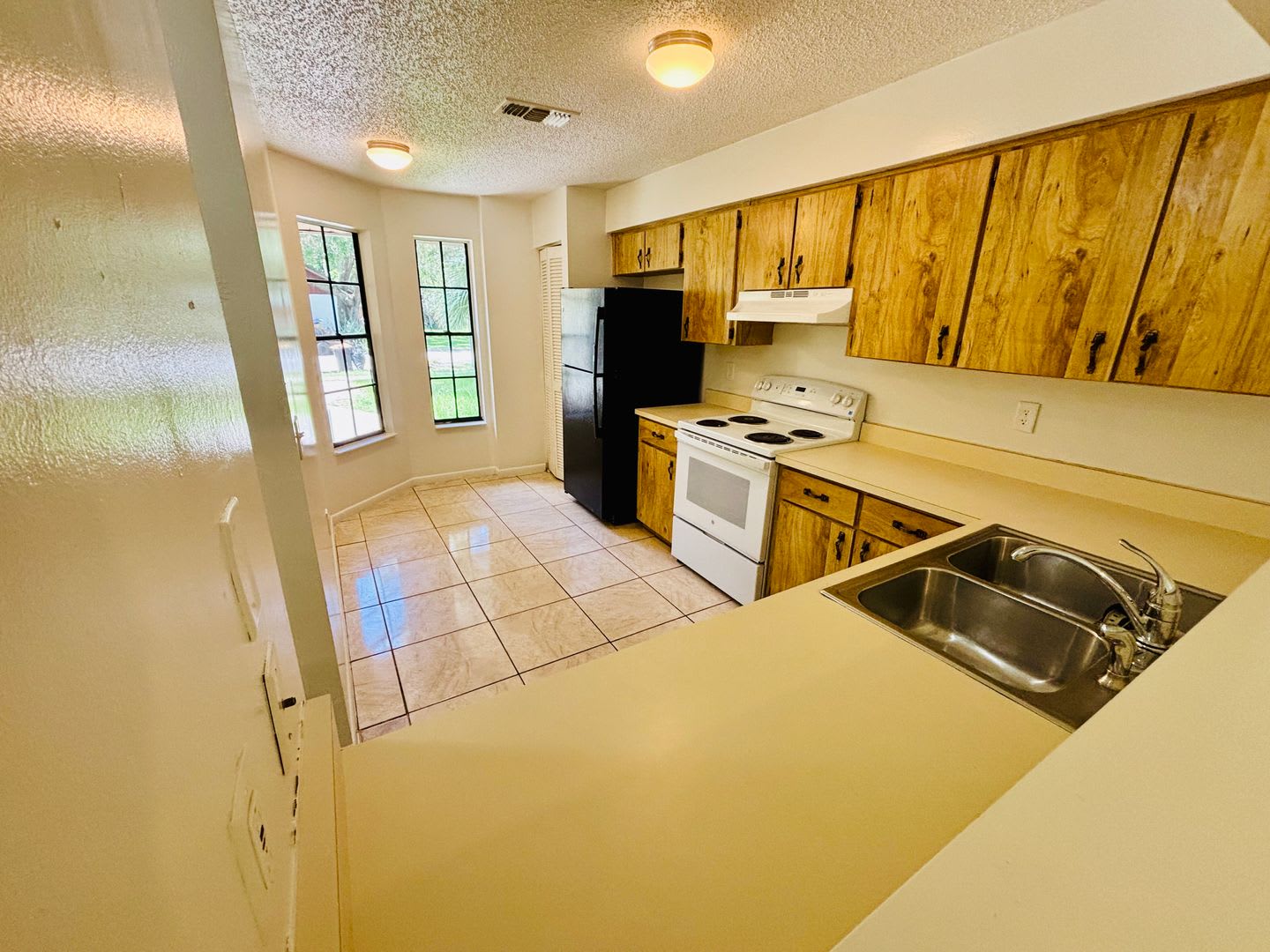 2 Bedroom 2 Bath in Port Orange Available NOW – photo 5
