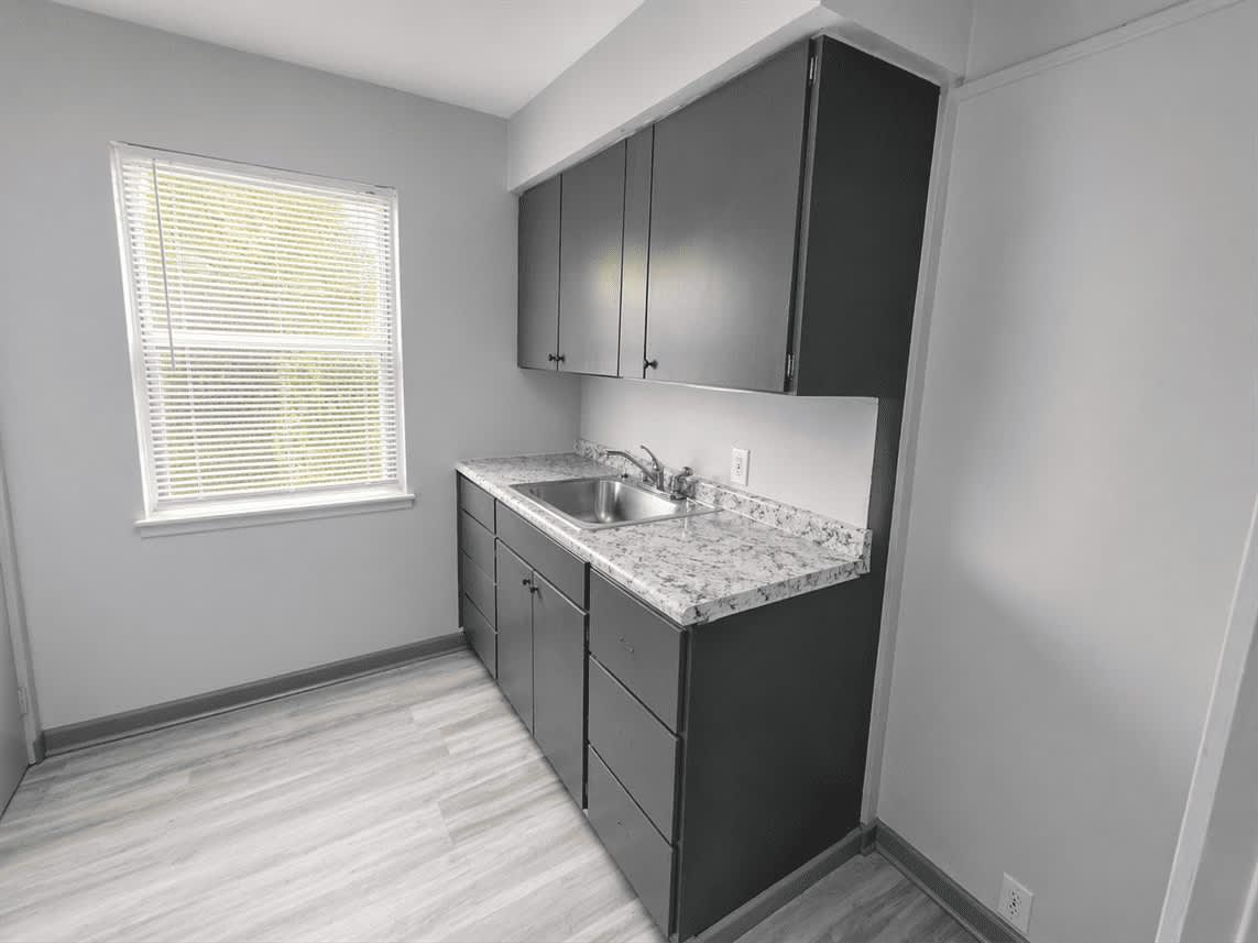 3552 Stanford Pl – photo 2