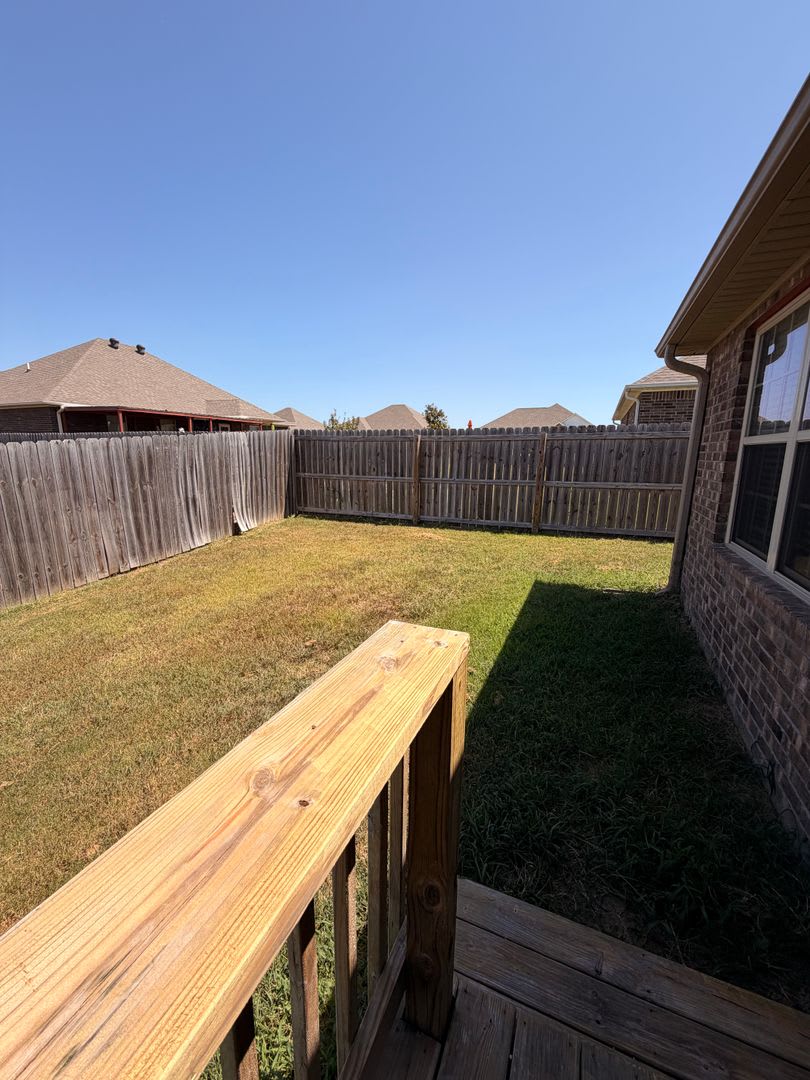 Beautiful 4-Bedroom Home in Gentry – photo 2