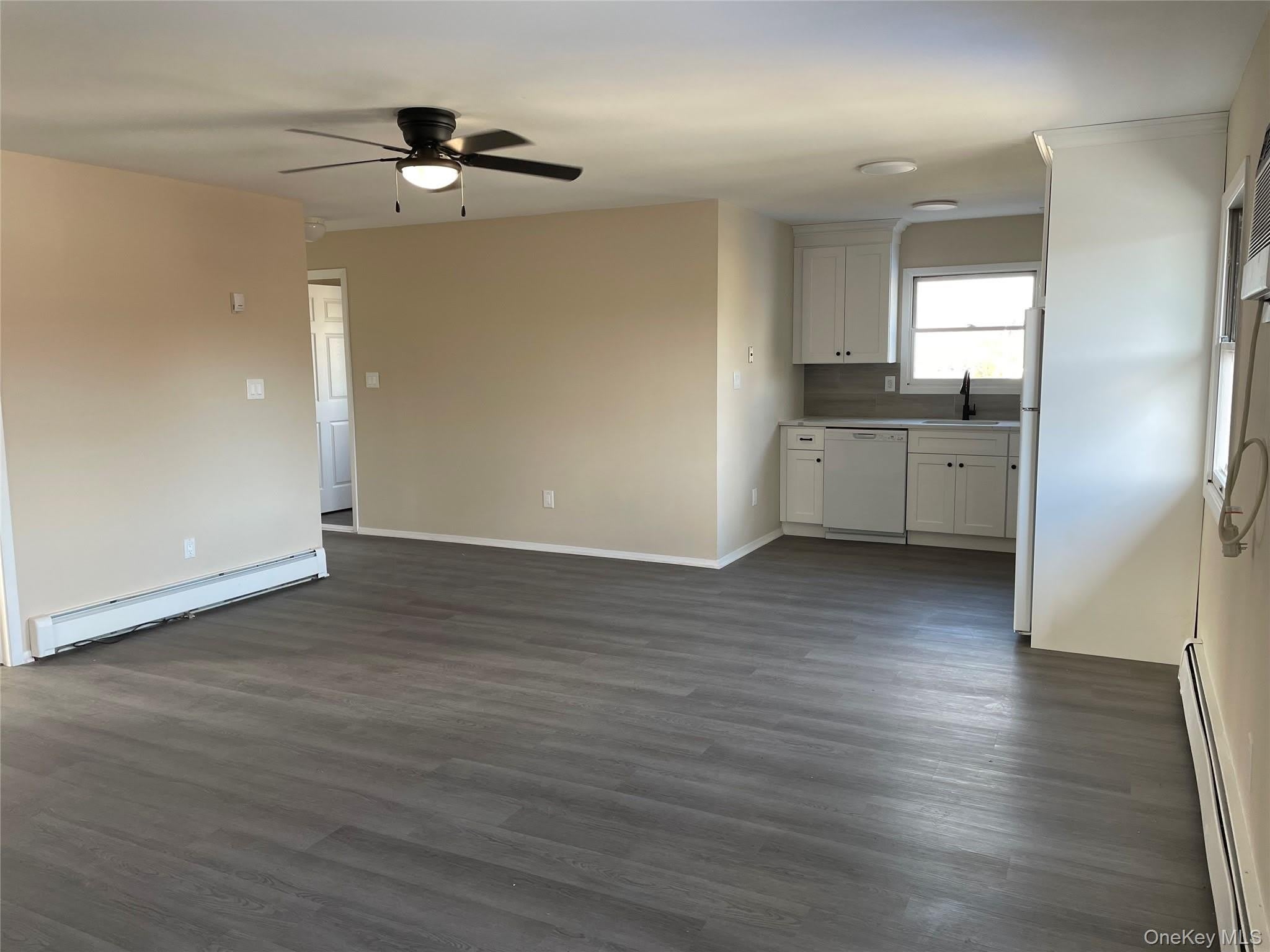 7 Locust Ave – photo 1