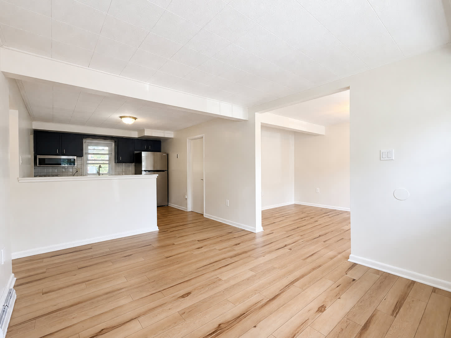 102 Spruce St – photo 2