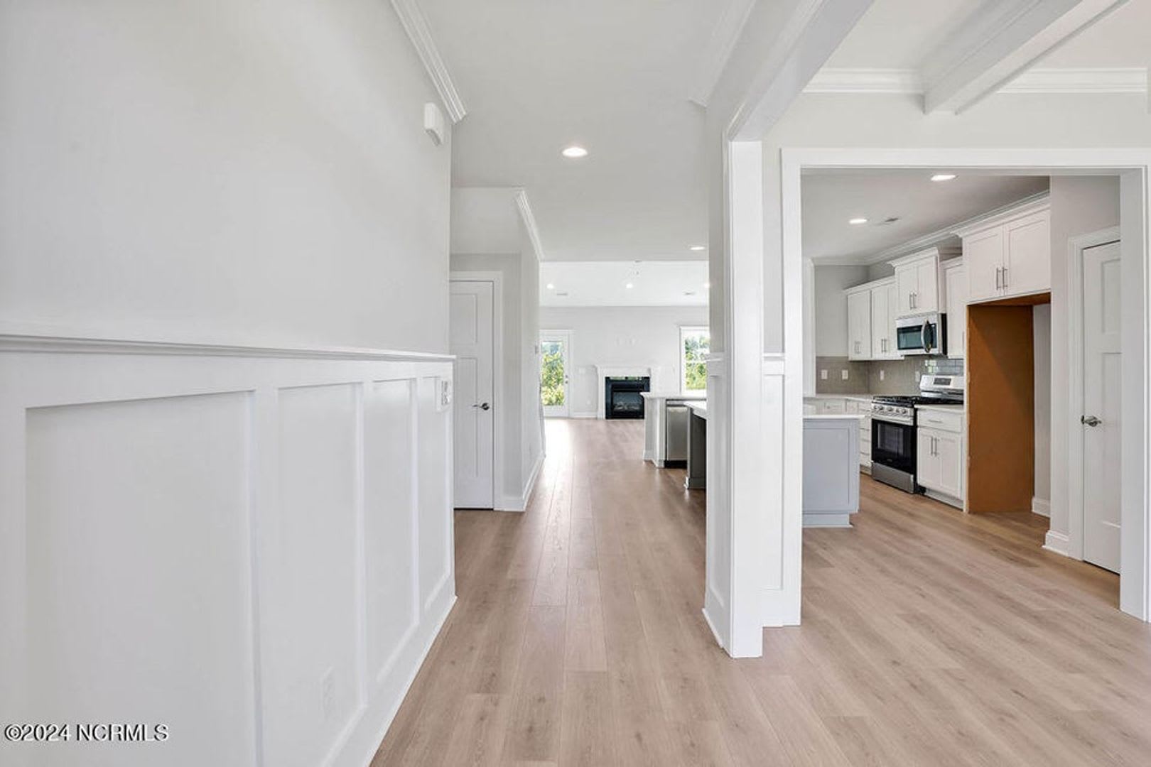 Discover this new spacious 4-bedroom, 3.5-bath home in Grayson Park – photo 3