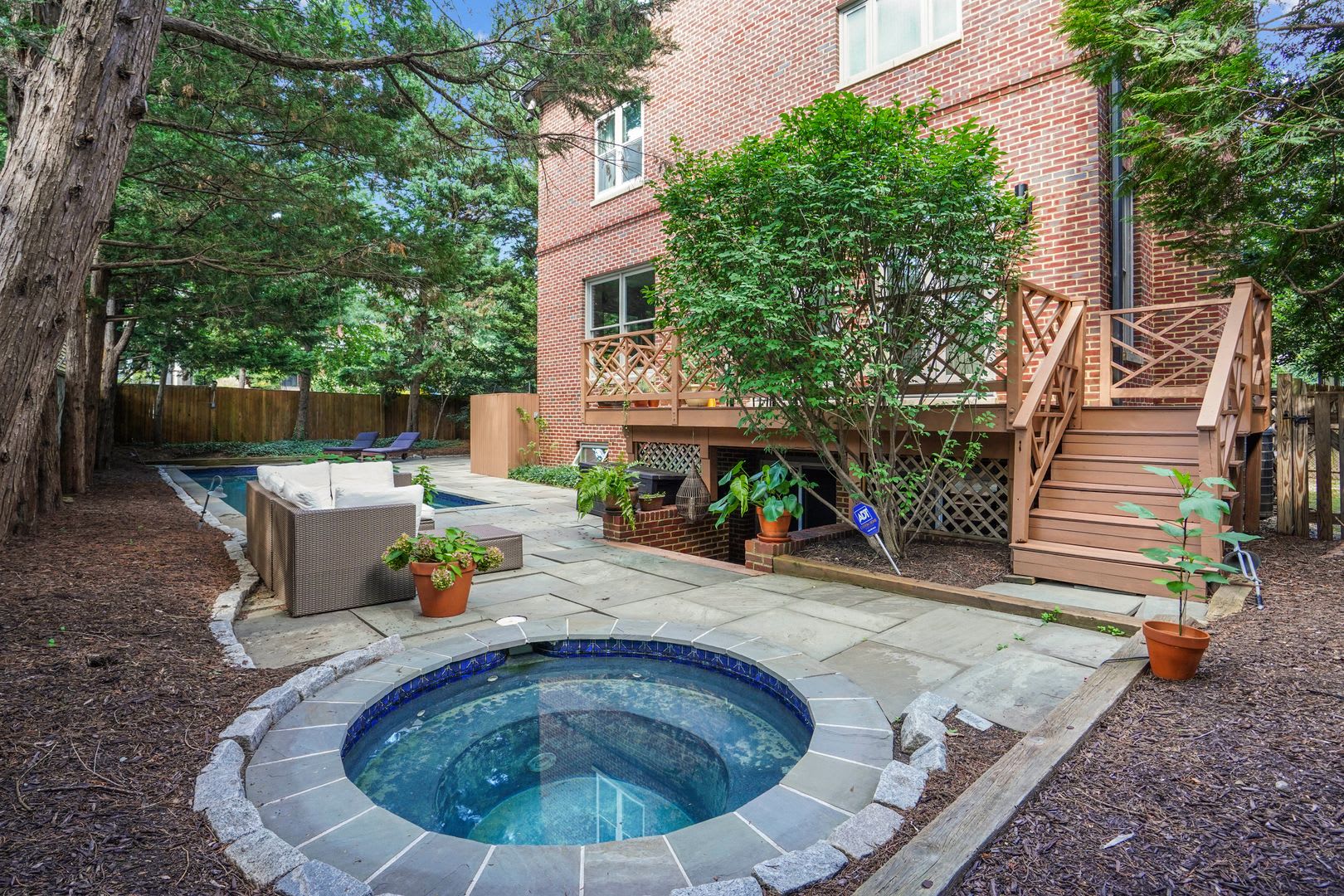 Chevy Chase Luxury Living: 5BR Home w/ Heated Lap Pool & Hot Tub! – photo 3