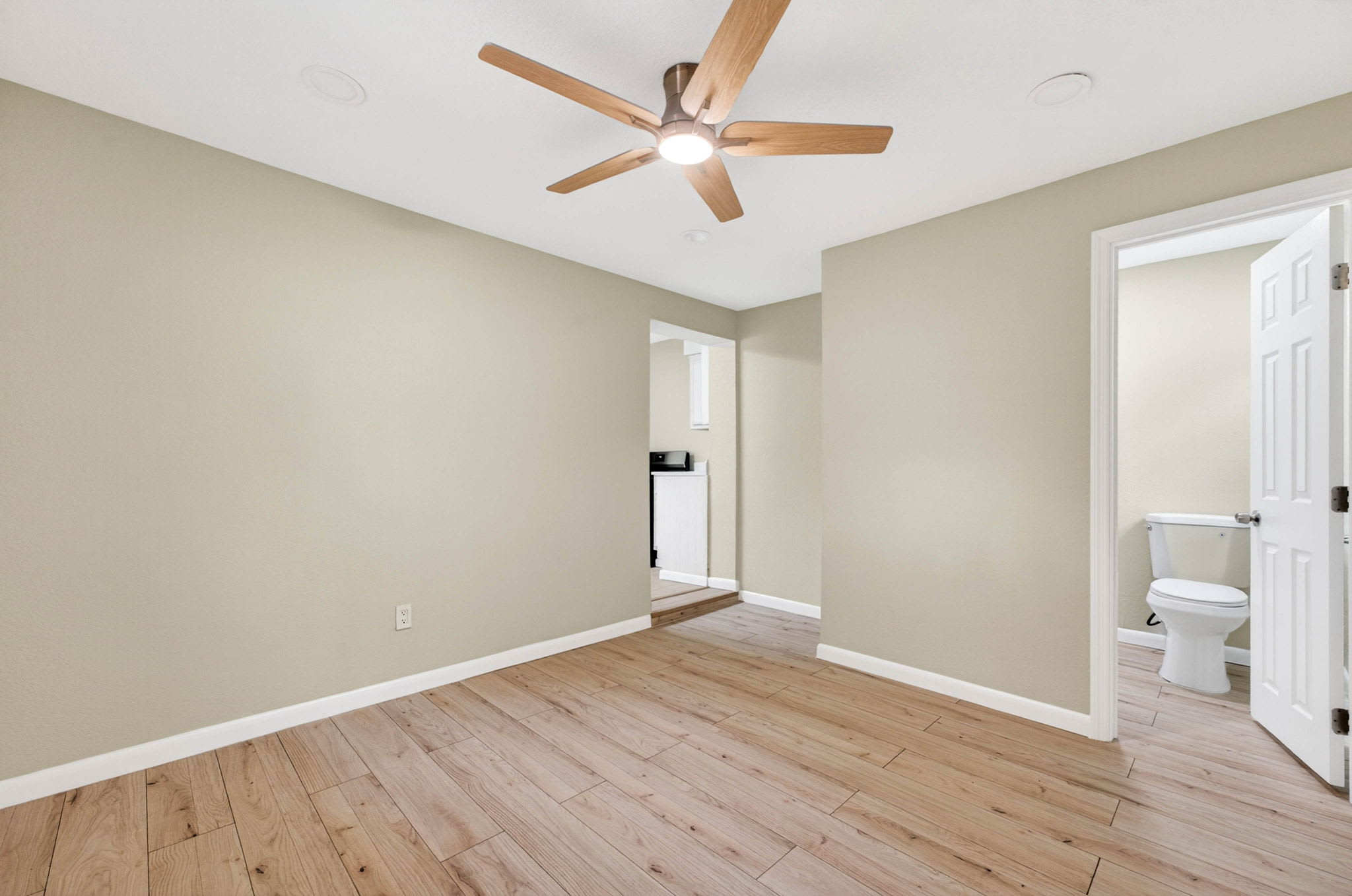 3707 West Gray Street – photo 2