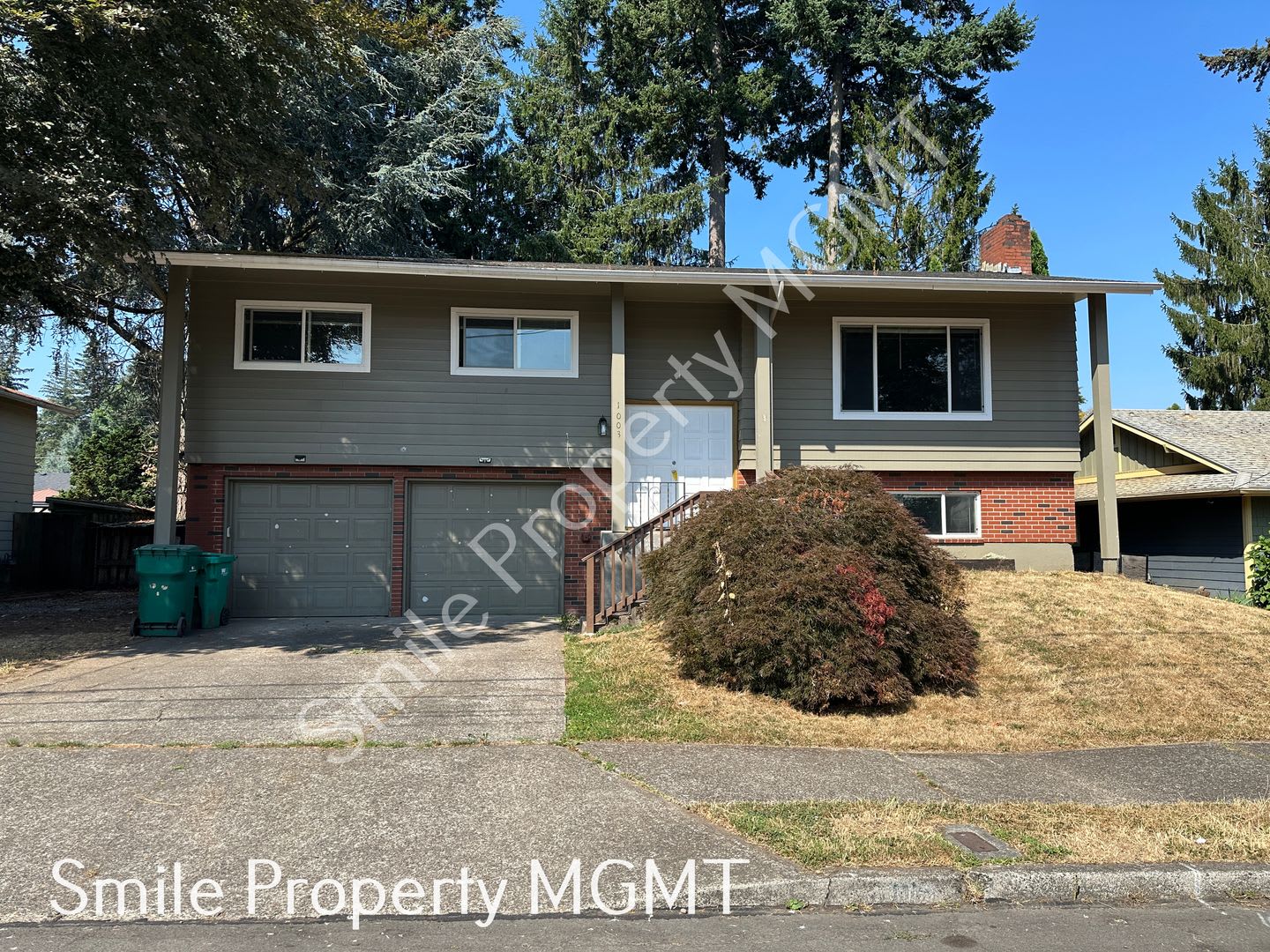 Remodeled Split – photo 1