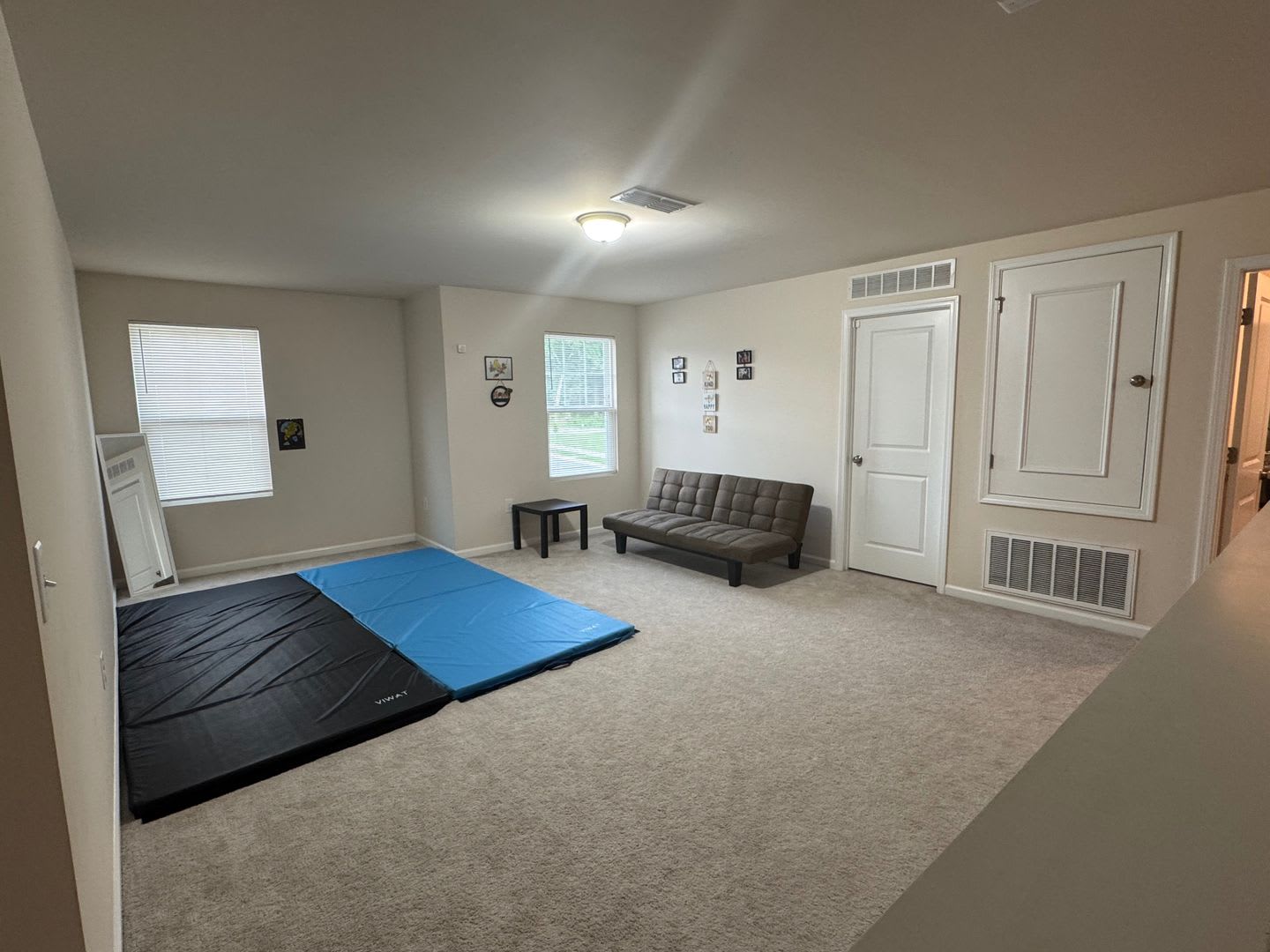 Room in 5 Bedroom Home at Justice Union Ct – photo 4