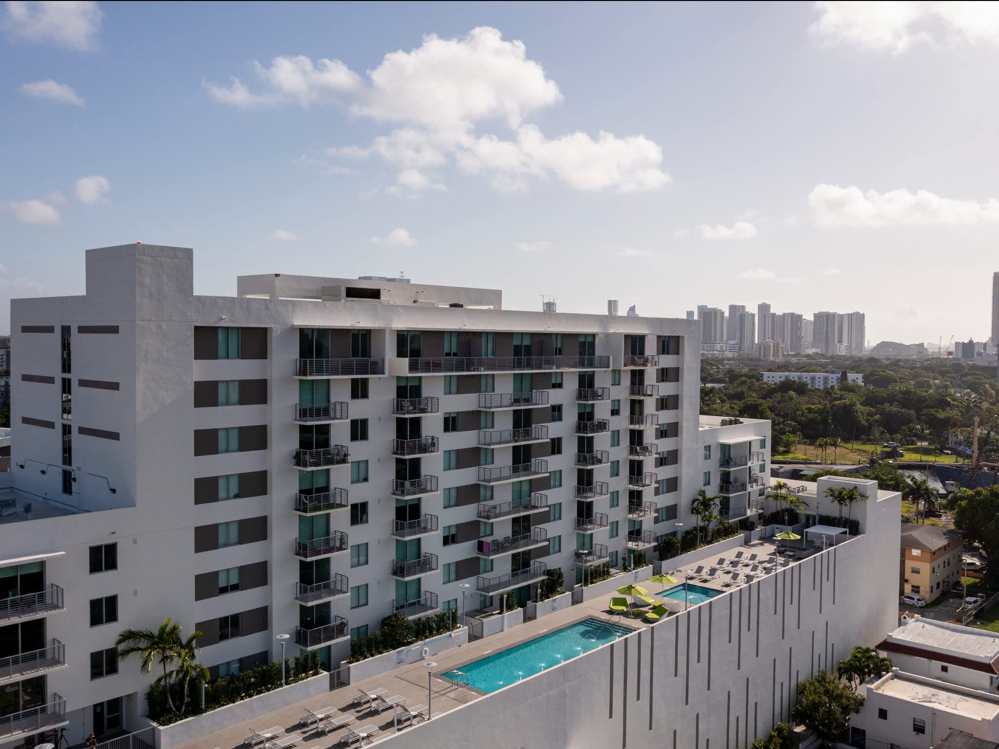 Reflections Apartments – photo 1
