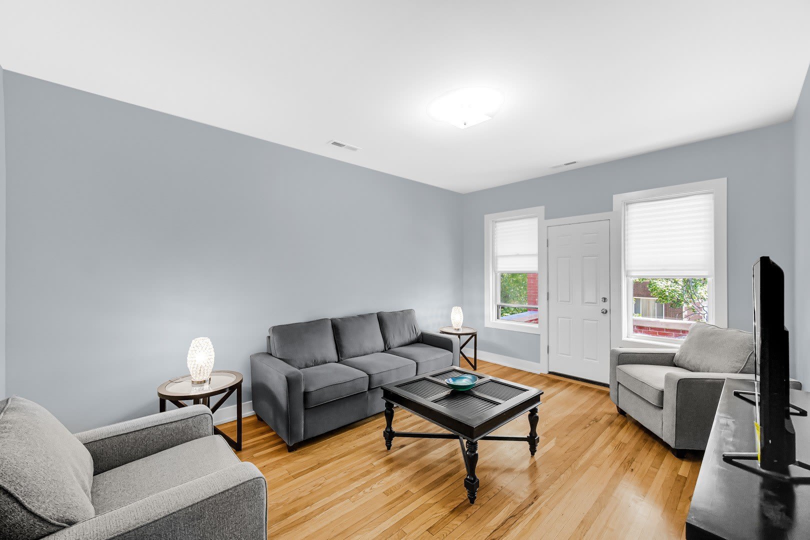 6022 S Eberhart Avenue – photo 4
