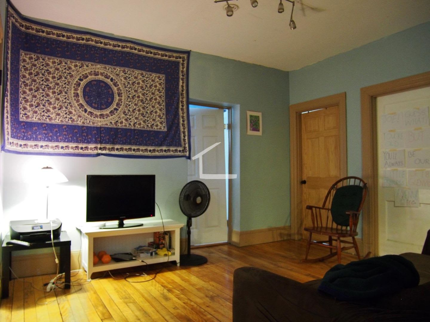 Nice 4 bed next to the green line in Allston – photo 1