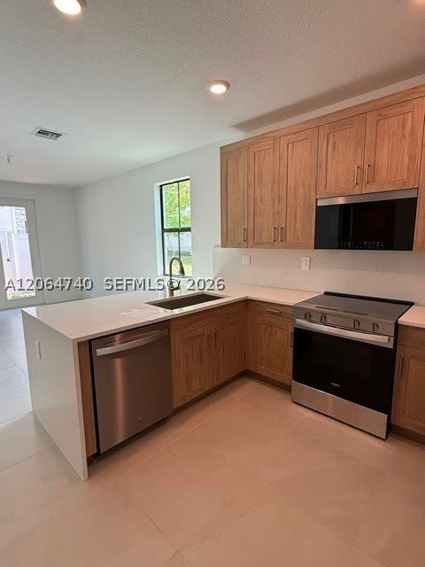 7264 SW 46 – photo 4