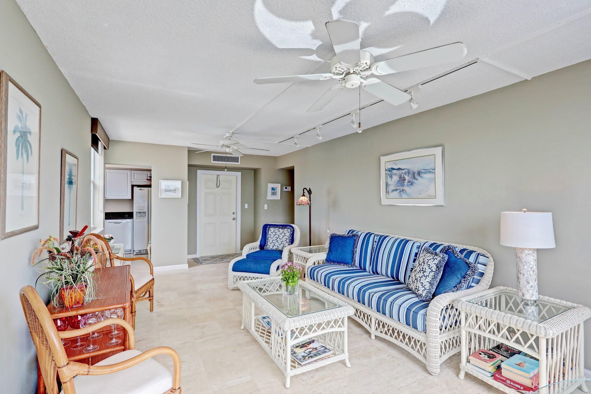 1820 New Palm Way – photo 5