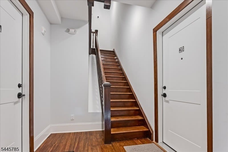 35 37 Main St 3B – photo 4