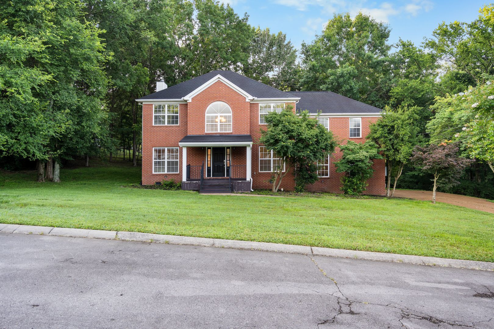 1004 Austin Ct, Nolensville, TN 37135 – photo 2