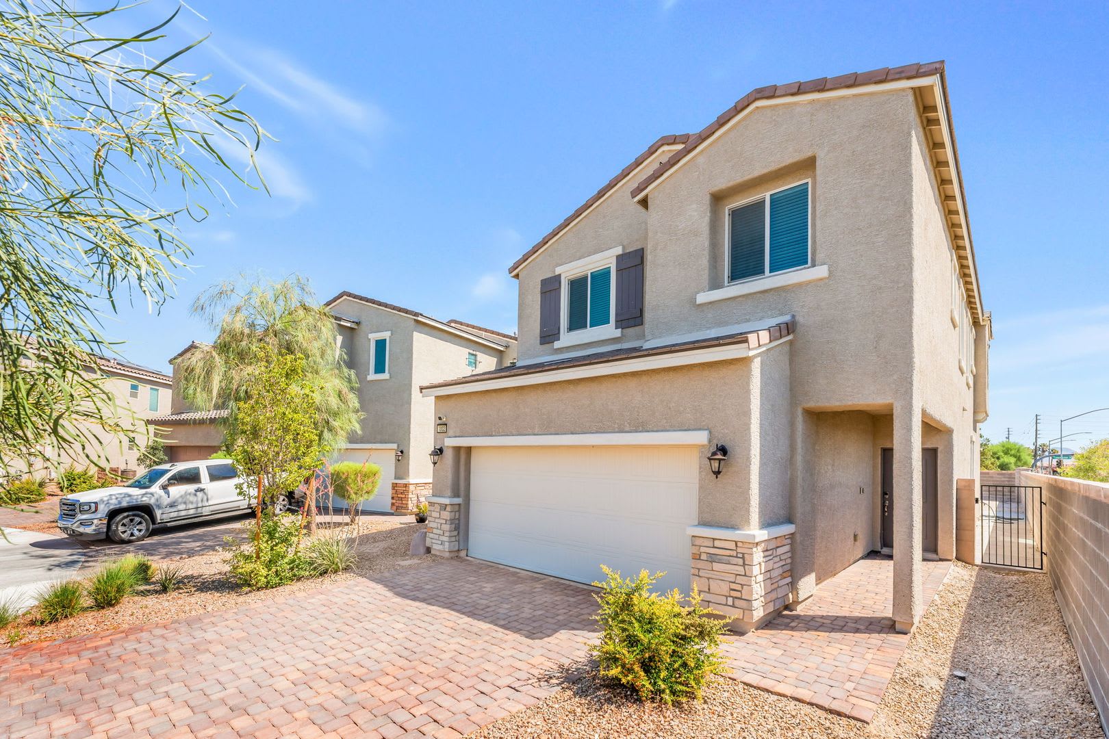 Modern Living in a Newer North Las Vegas Community! – photo 2