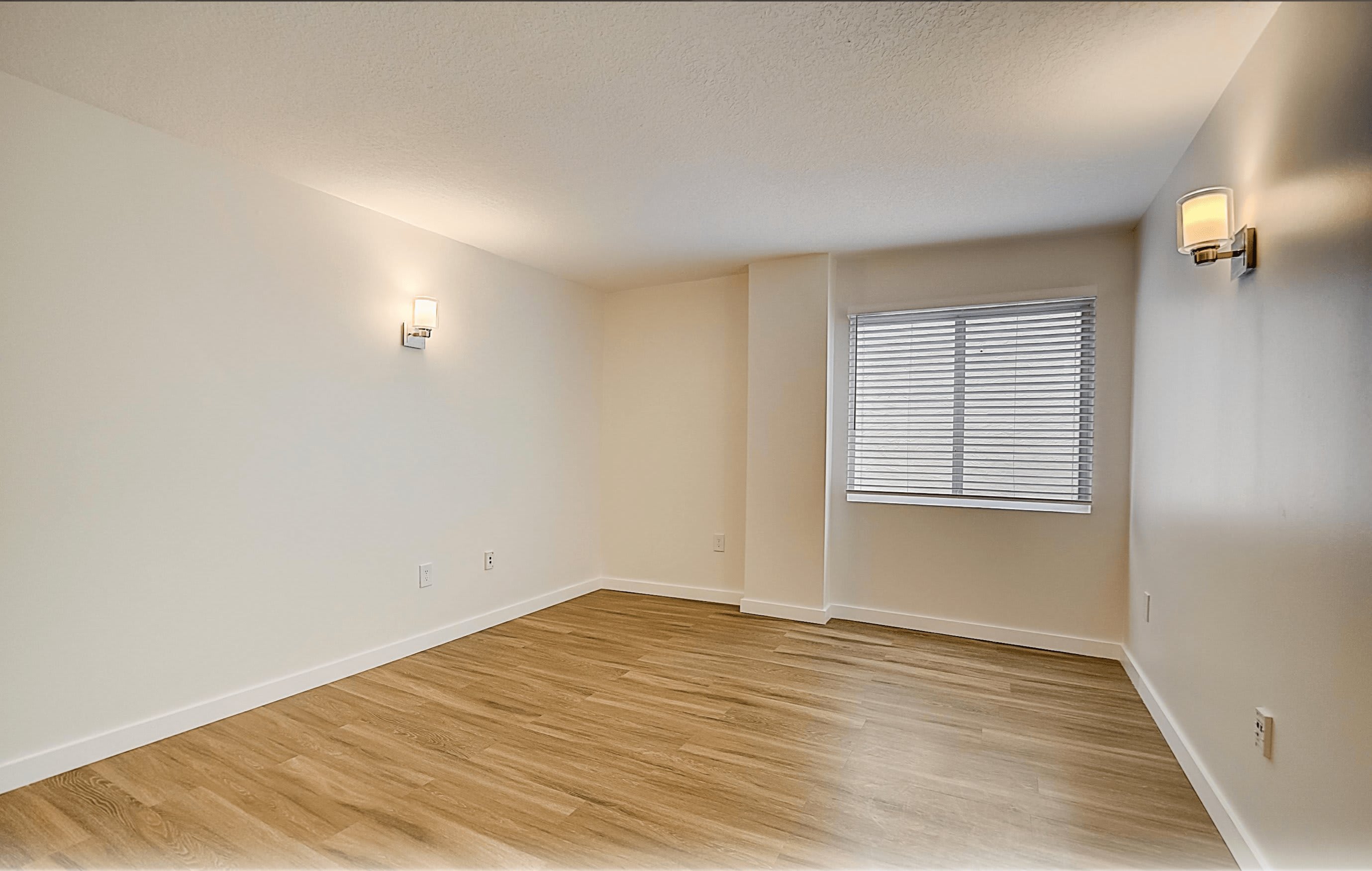 640 Ne 137Th St – photo 4