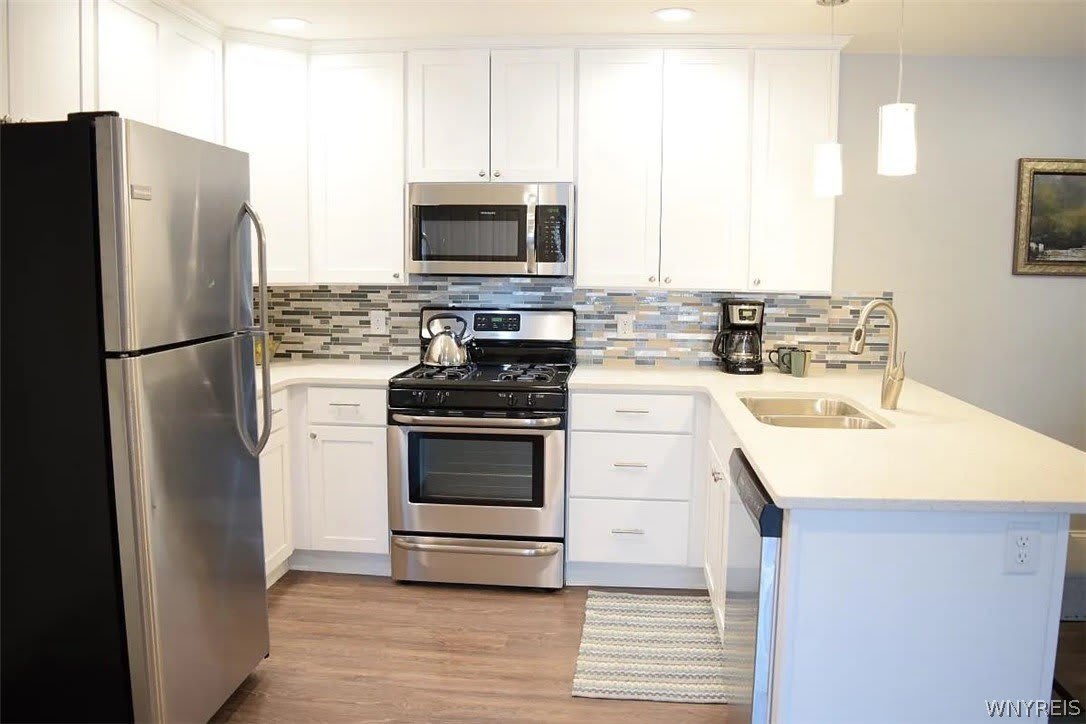6626 Erie Rd. – photo 2
