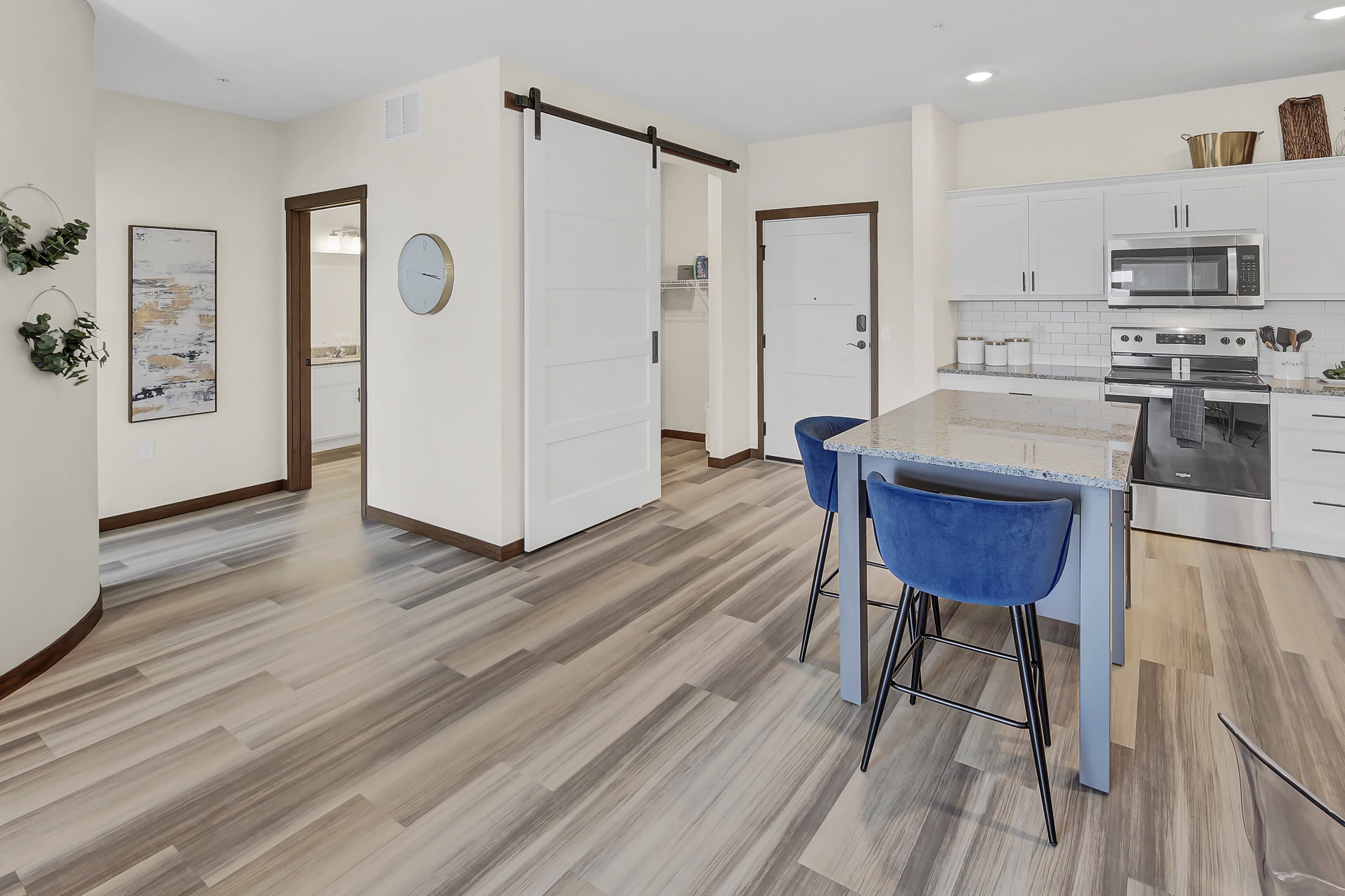 Urbana Court Apartments – photo 3