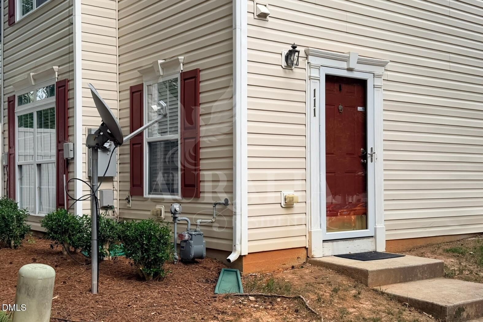 3021 Barrymore Street – photo 3