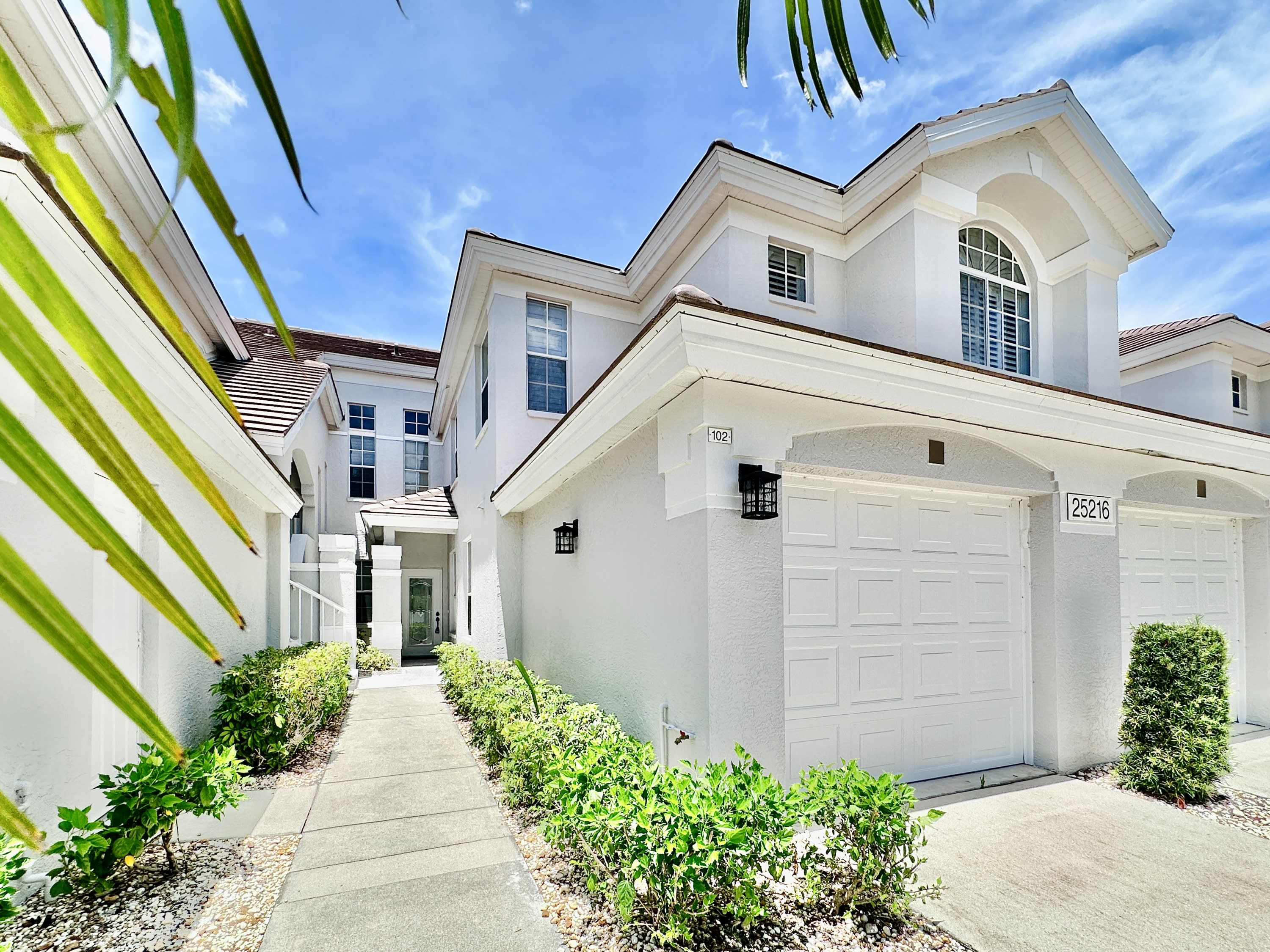25216 Pelican Creek Circle102 – photo 1