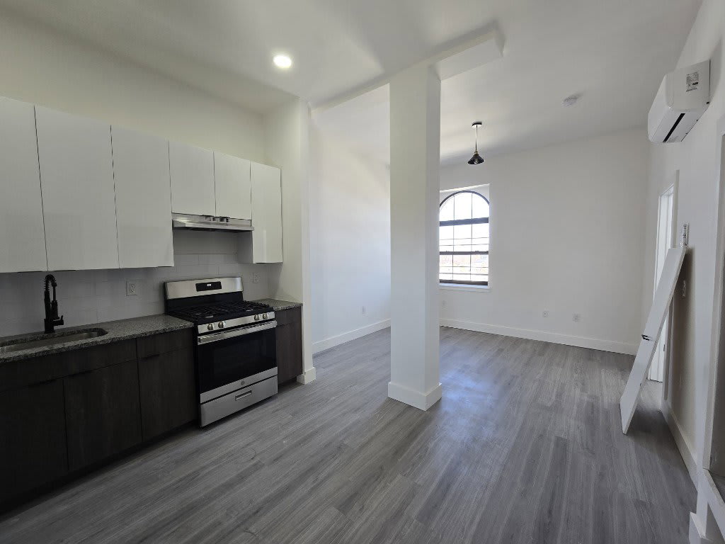 540 Central Avenue – photo 3