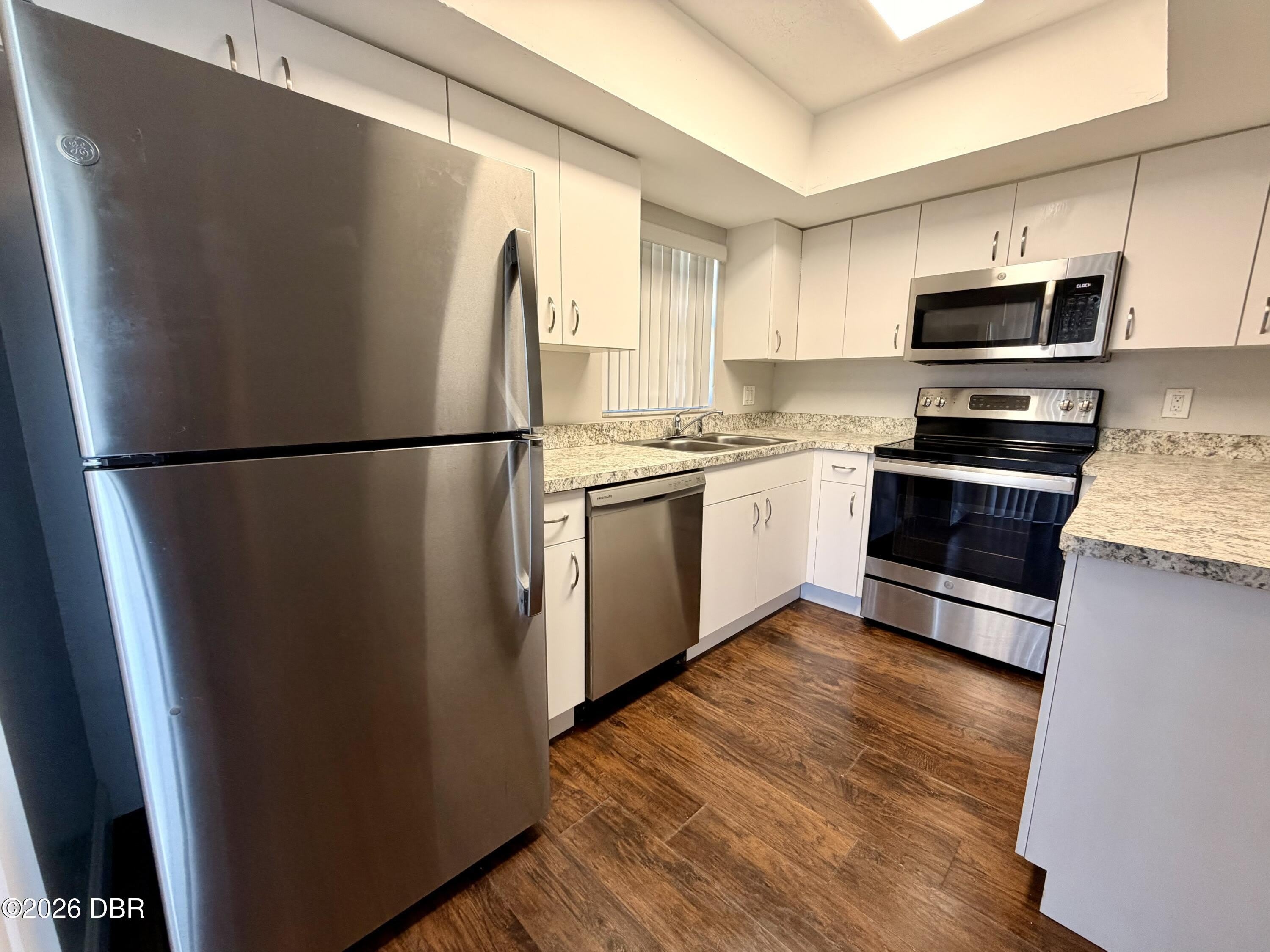 23 Springwood Square – photo 5