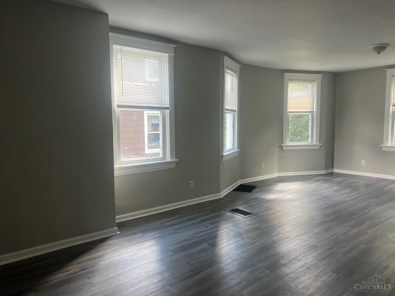 737 Wells Street – photo 2